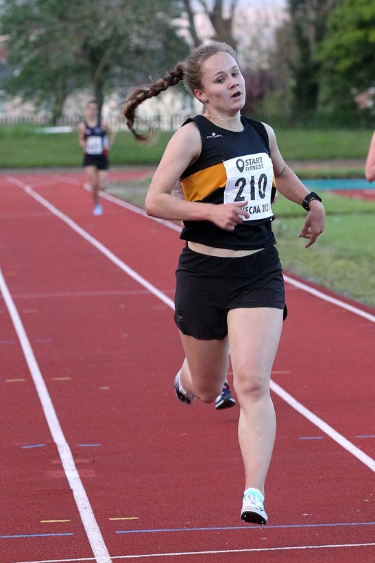 3000 metres, 2021 North East Grand Prix No. 2, Monkton, Wednesday, May 19th. Photo: David T. Hewitson/Sports for All Pics